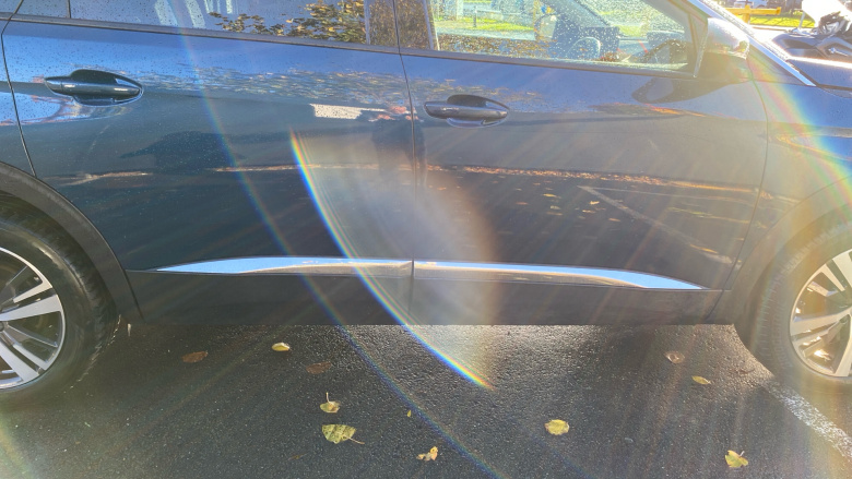 Peugeot 5008 1.2 PureTech Allure Premium 5dr EAT8 Petrol Estate